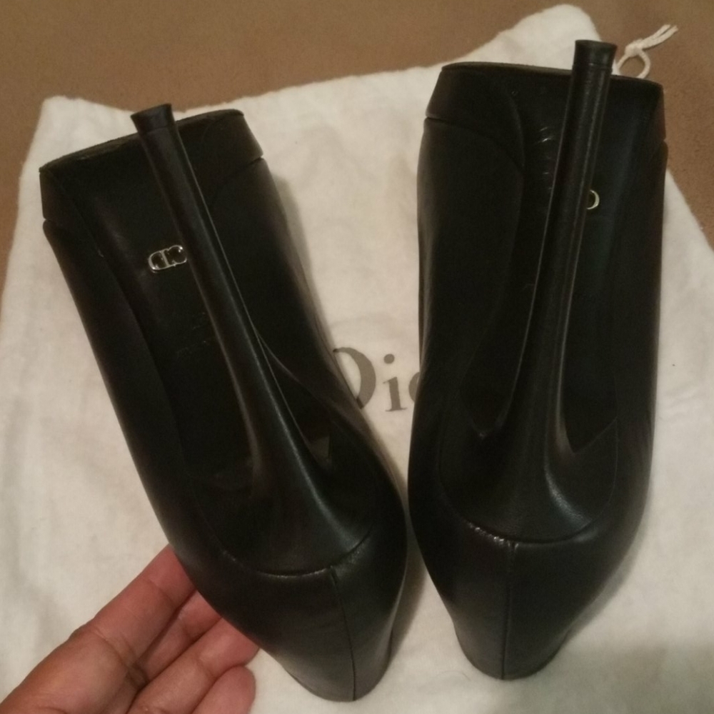 Dior shoes - Picture 3 of 12